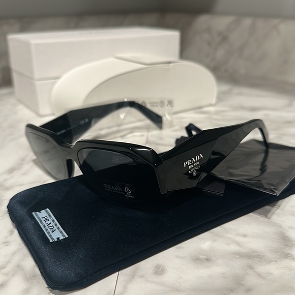 Prada Milano Black Sunglasses - Picture 1 of 4
